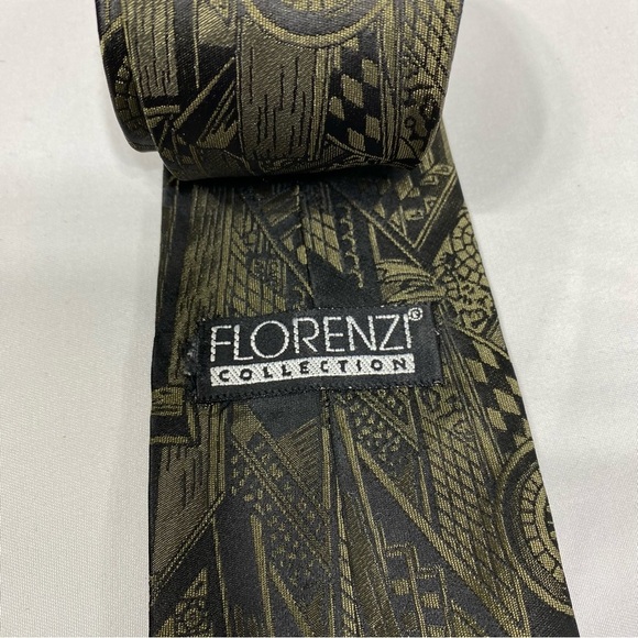 Florencio Vintage Game Boards and Darts Print Tie - Picture 2 of 5